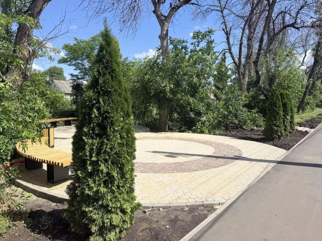 Хакасия продолжает благоустраивать Свердловский округ ЛНР Хакасия продолжает благоустраивать Свердловский округ ЛНР