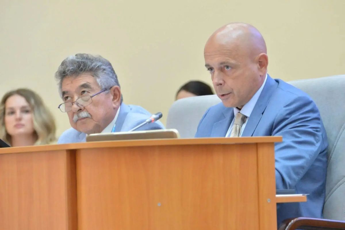 В Хакасии приняли закон о мерах соцподдержки многодетных семей В Хакасии приняли закон о мерах соцподдержки многодетных семей