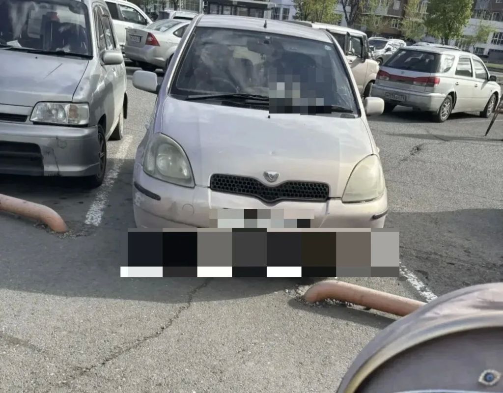 В +30° оставили грудничка в машине родители из Абакана