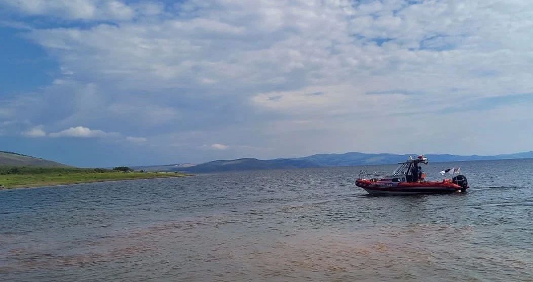 27 км. Красноярского водохранилища обследовали спасатели в поисках пропавшего каякера