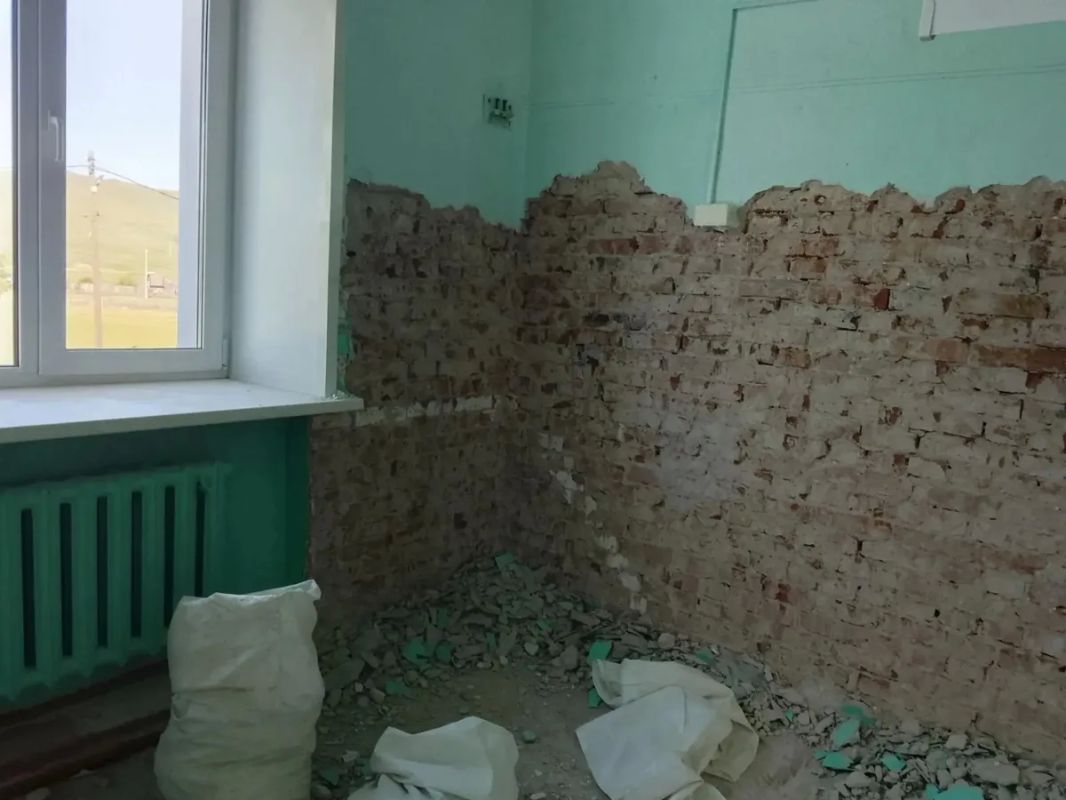 Школу в Усть-Бюре (Усть-Абаканский район) откапиталят за 2 года Школу в Усть-Бюре (Усть-Абаканский район) откапиталят за 2 года