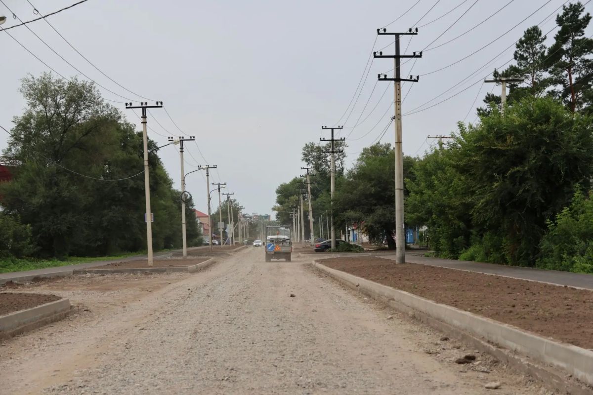 На участке улице Крылова в границах улиц Макаренко – Маршала Жукова продолжается капитальный ремонт, предусмотренный городской программой «Градостроительная политика», финансирование работ идёт за счёт городского бюджета На участке улице Крылова в границах улиц Макаренко – Маршала Жукова продолжается капитальный ремонт, предусмотренный городской программой «Градостроительная политика», финансирование работ идёт за счёт городского бюджета