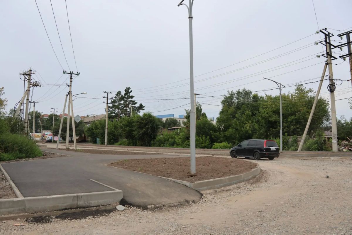 На участке улице Крылова в границах улиц Макаренко – Маршала Жукова продолжается капитальный ремонт, предусмотренный городской программой «Градостроительная политика», финансирование работ идёт за счёт городского бюджета На участке улице Крылова в границах улиц Макаренко – Маршала Жукова продолжается капитальный ремонт, предусмотренный городской программой «Градостроительная политика», финансирование работ идёт за счёт городского бюджета