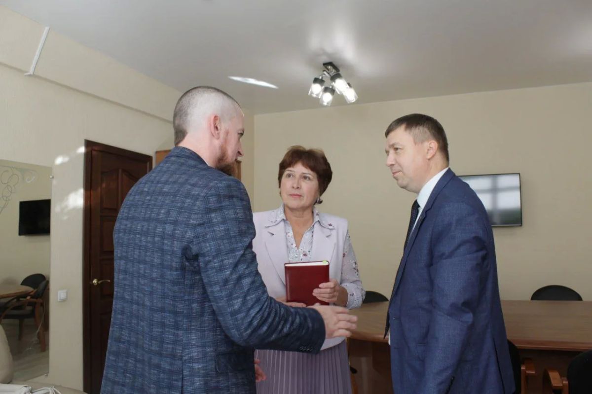 Минимущество Хакасии — о стажировке участника проекта «Герои Хакасии» Минимущество Хакасии — о стажировке участника проекта «Герои Хакасии»