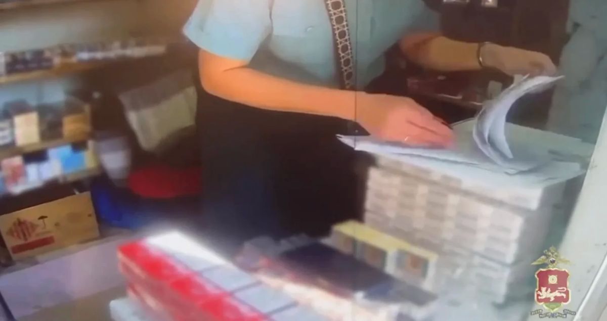 До 3 лет колонии грозит абаканке, торговавшей контрафактными сигаретами До 3 лет колонии грозит абаканке, торговавшей контрафактными сигаретами