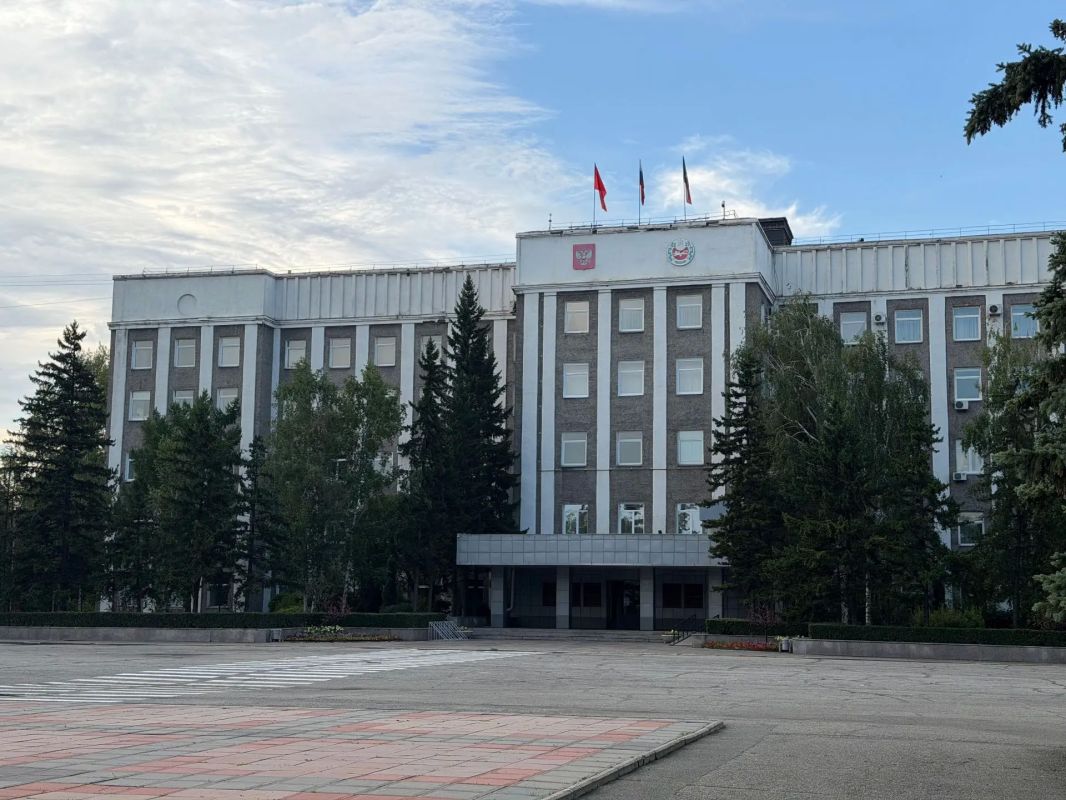 По поручению Валентина Коновалова муниципалитетам Хакасии оказана финансовая помощь