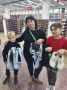 В рамках акции "Дорога в школу" благодаря поддержке предпринимателя Шарипова Сафарали Абдуахмоновича и магазина «Экономмаркет» была оказана помощь 10 детям из семей, находящихся в трудной жизненной ситуации и социально...