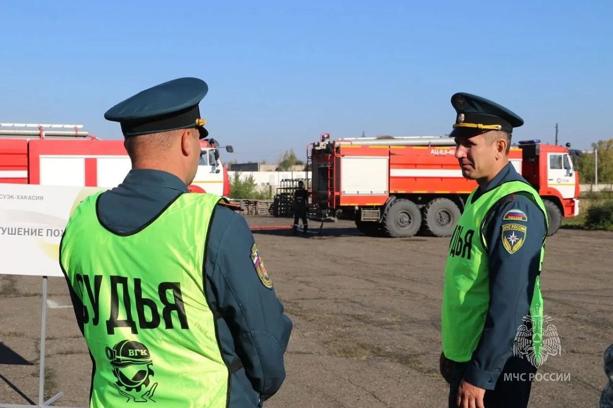 В Хакасии стартовал финал конкурса вспомогательной горно-спасательной команды В Хакасии стартовал финал конкурса вспомогательной горно-спасательной команды
