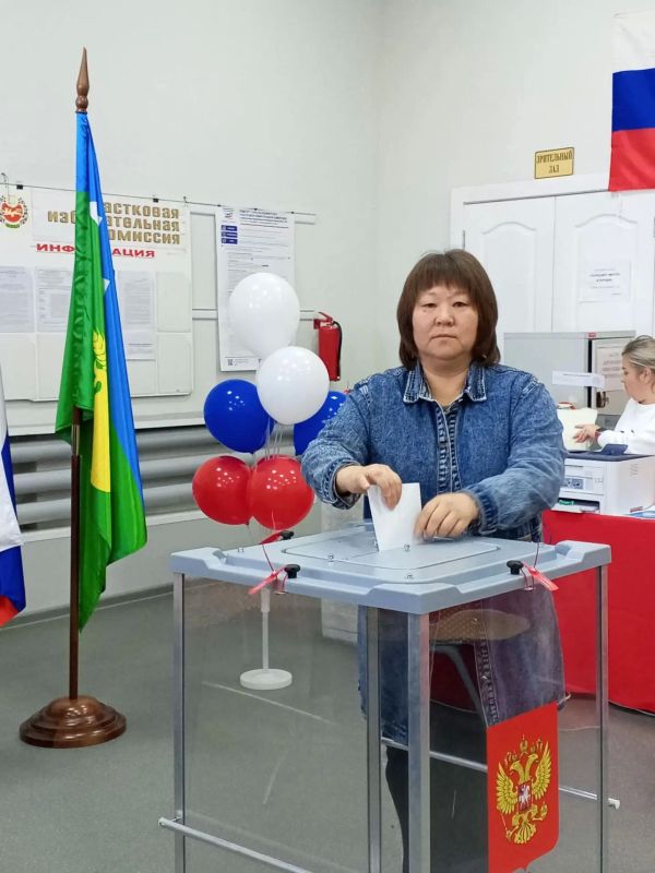 Первые избиратели в Хакасии не заставили себя ждать Первые избиратели в Хакасии не заставили себя ждать