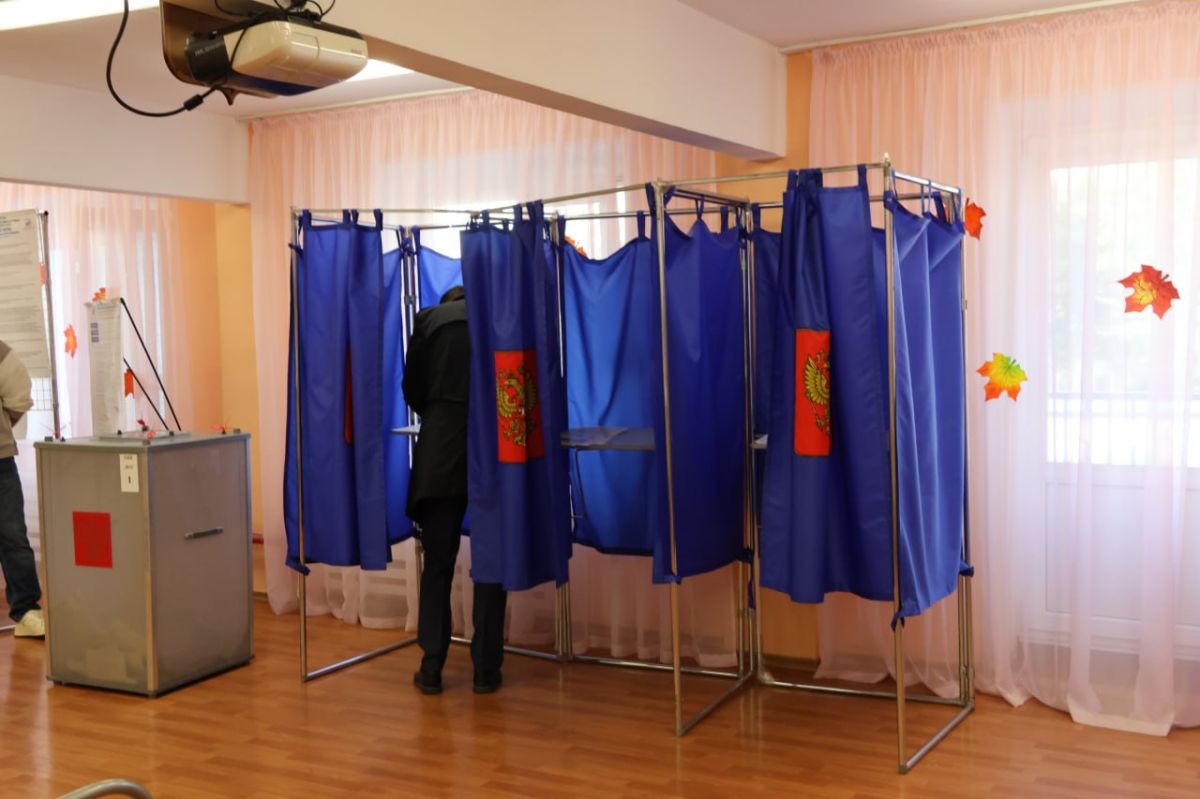 Сегодня в нашей стране началось голосование на выборах депутатов Государственной Думы Федерального Собрания Российской Федерации девятого созыва Сегодня в нашей стране началось голосование на выборах депутатов Государственной Думы Федерального Собрания Российской Федерации девятого созыва