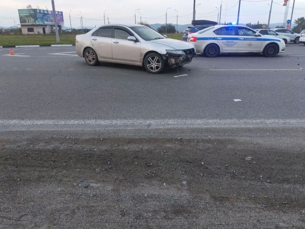 Автомобилист не уступил дорогу и устроил ДТП на АЗС в Усть-Абаканском районе Автомобилист не уступил дорогу и устроил ДТП на АЗС в Усть-Абаканском районе
