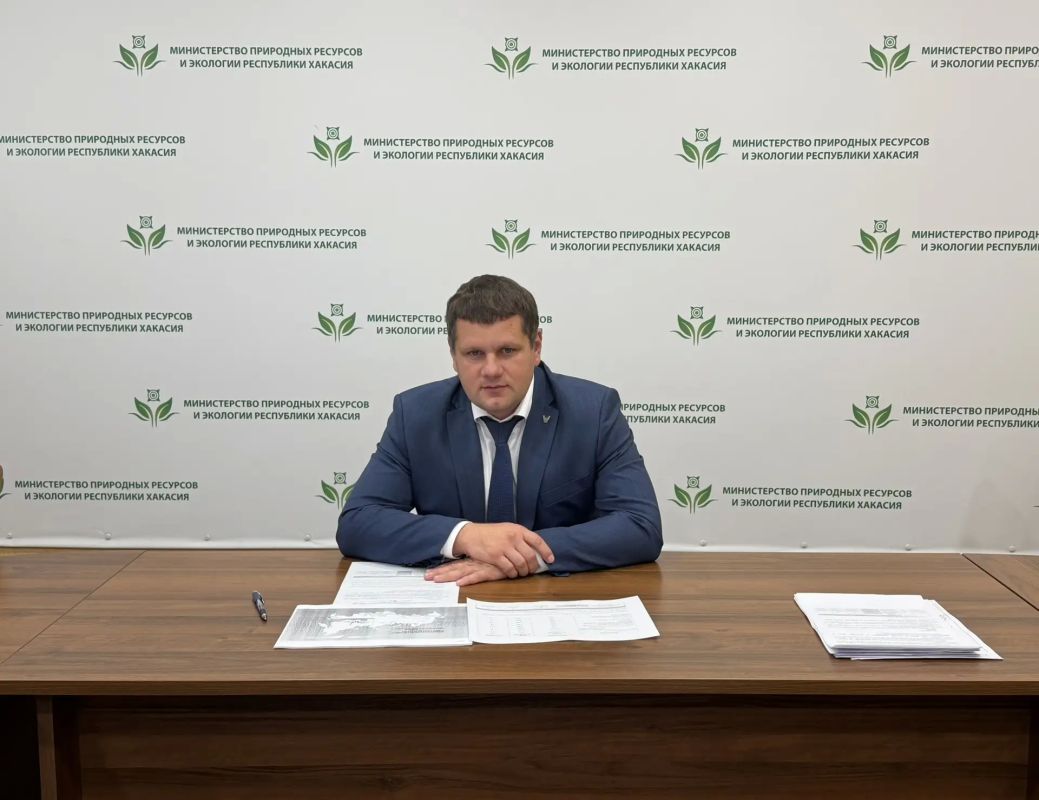 На заседании федерального штаба министр природных ресурсов и экологии Хакасии Владимир Лебедев доложил о реализации федерального проекта «Чистый воздух» в Абакане и Черногорске