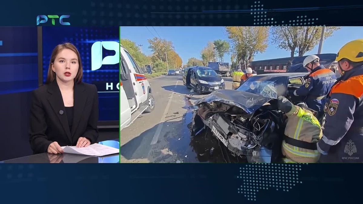 Женщину зажало в машине: серьёзное ДТП произошло в Абакане