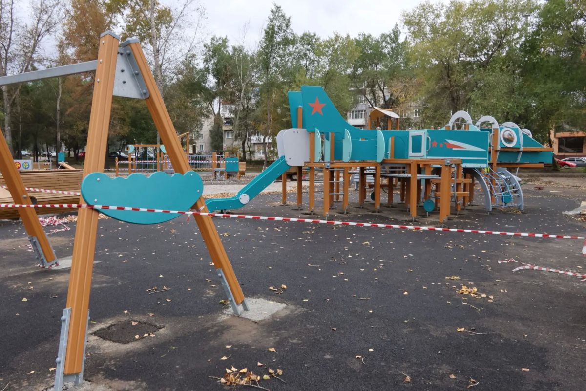 В Абакане продолжается благоустройство Парка Победы В Абакане продолжается благоустройство Парка Победы