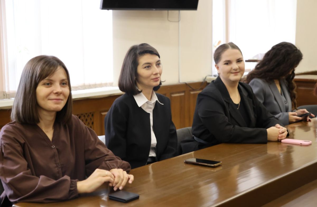 В Абакане в разгаре – XXII Городской фестиваль работающей молодежи «Молодость плюс…», и в направлении «Молодость плюс карьера» сегодня особое конкурсное испытания – день, который участники всегда ждут с некоторым волнением и... В Абакане в разгаре – XXII Городской фестиваль работающей молодежи «Молодость плюс…», и в направлении «Молодость плюс карьера» сегодня особое конкурсное испытания – день, который участники всегда ждут с некоторым волнением и...