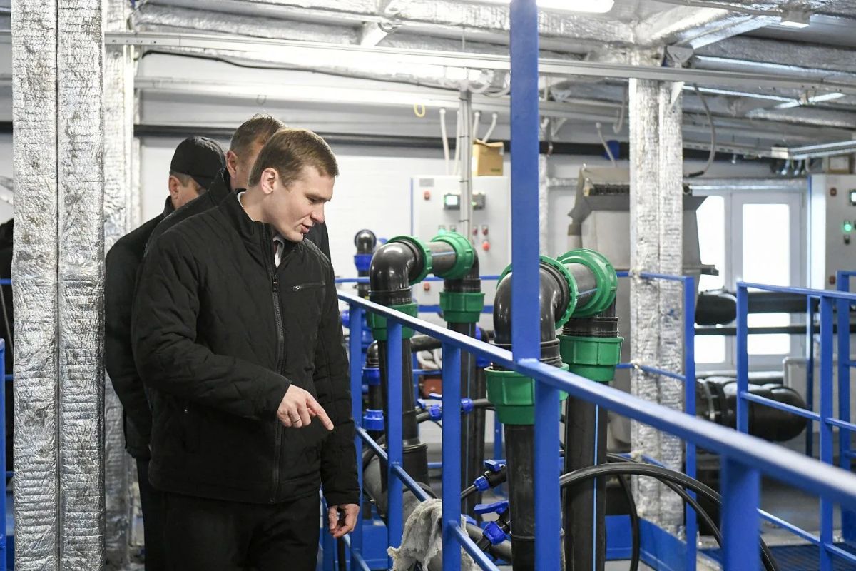 Глава Хакасии открыл централизованную систему водоотведения и очистки вод в Бограде Глава Хакасии открыл централизованную систему водоотведения и очистки вод в Бограде