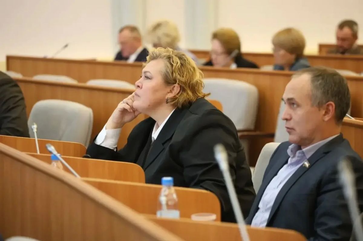 Новые ограничения на алкоголь, льготы для сирот и День ветеранов: главные итоги сессии Верховного Совета Хакасии Новые ограничения на алкоголь, льготы для сирот и День ветеранов: главные итоги сессии Верховного Совета Хакасии