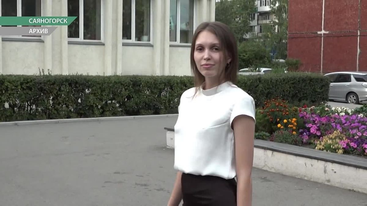Елена Немытова из Саяногорска три недели назад вышла в полуфинал международного конкурса красоты «Мисс офис»
