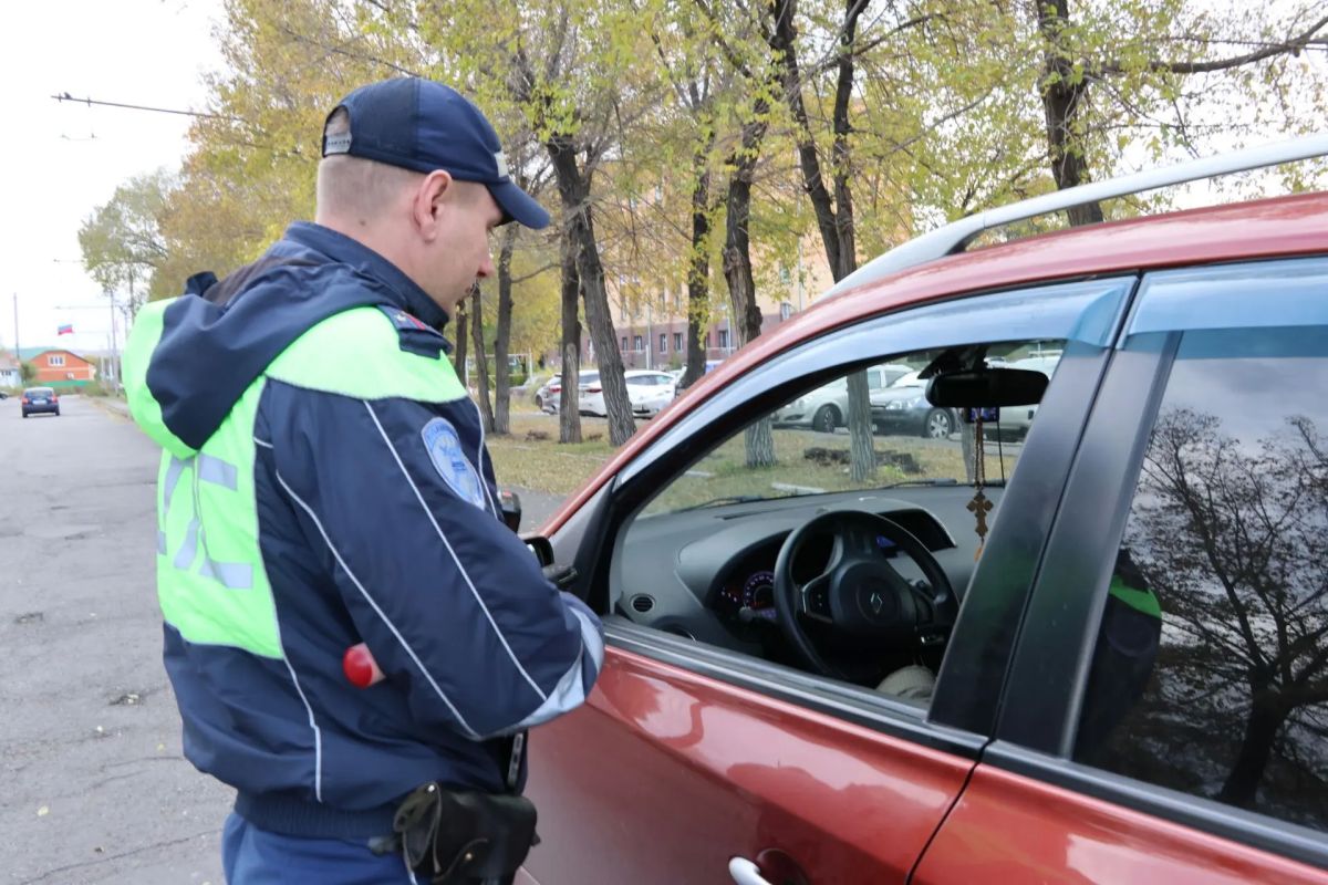 Драма на повороте: почему троллейбусы «застревают» в аэропорту Абакана Драма на повороте: почему троллейбусы «застревают» в аэропорту Абакана