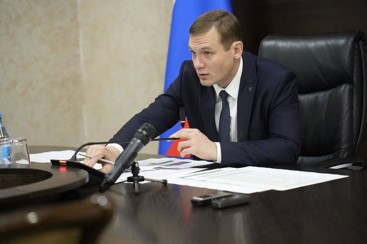 Глава Хакасии о прохождении отопительного сезона: улучшить показатели и не снижать темпы Глава Хакасии о прохождении отопительного сезона: улучшить показатели и не снижать темпы