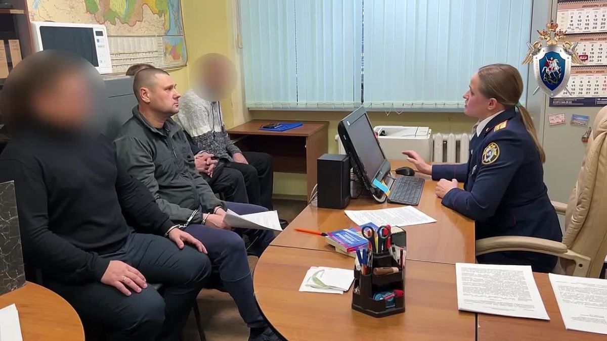 Бывший начальник УГИБДД ГУ МВД России по Красноярскому краю признан виновным во взяточничестве и превышении должностных полномочий Доказательства, собранные вторым управлением по расследованию особо важных дел ГСУ СК России...