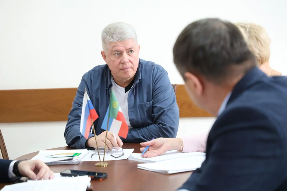 Парламент Хакасии рассмотрит законопроекты в сфере землепользования Парламент Хакасии рассмотрит законопроекты в сфере землепользования
