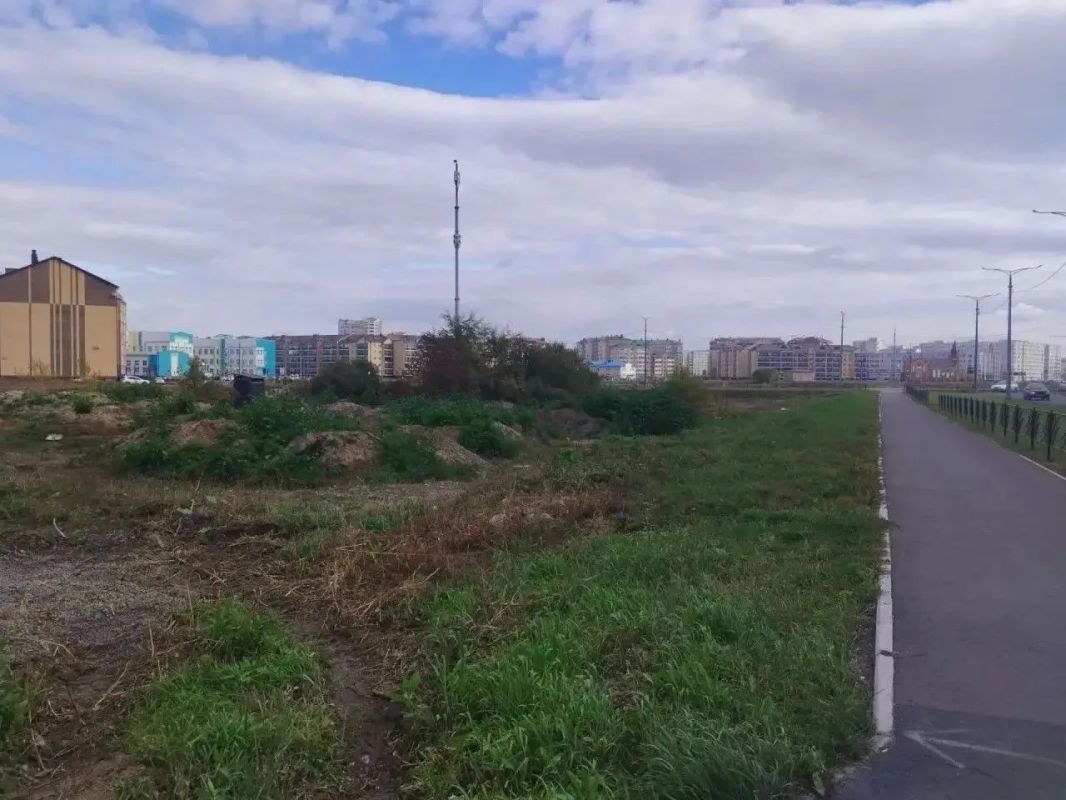Пустырь вместо бизнес-объектов останется на ближайшие 5 лет в Арбане: мэрия столицы Хакасии услышала жителей района